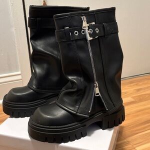 Edgy Black Combat Boots with Silver Zipper